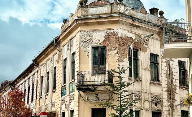 Whatsapp Image 2025 10 13 At 12 25 35 1 